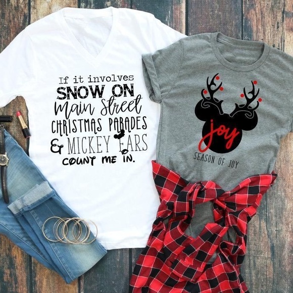 Disney Tops - Christmas Graphic print | Disney tee | Size Large